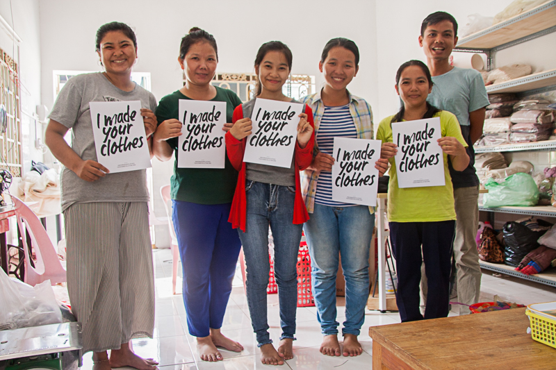 Photo d'équipe FairWeave pour Fashion Revolution I Made Your Clothes