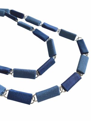 Collier zéro déchet fait main équitable bleu