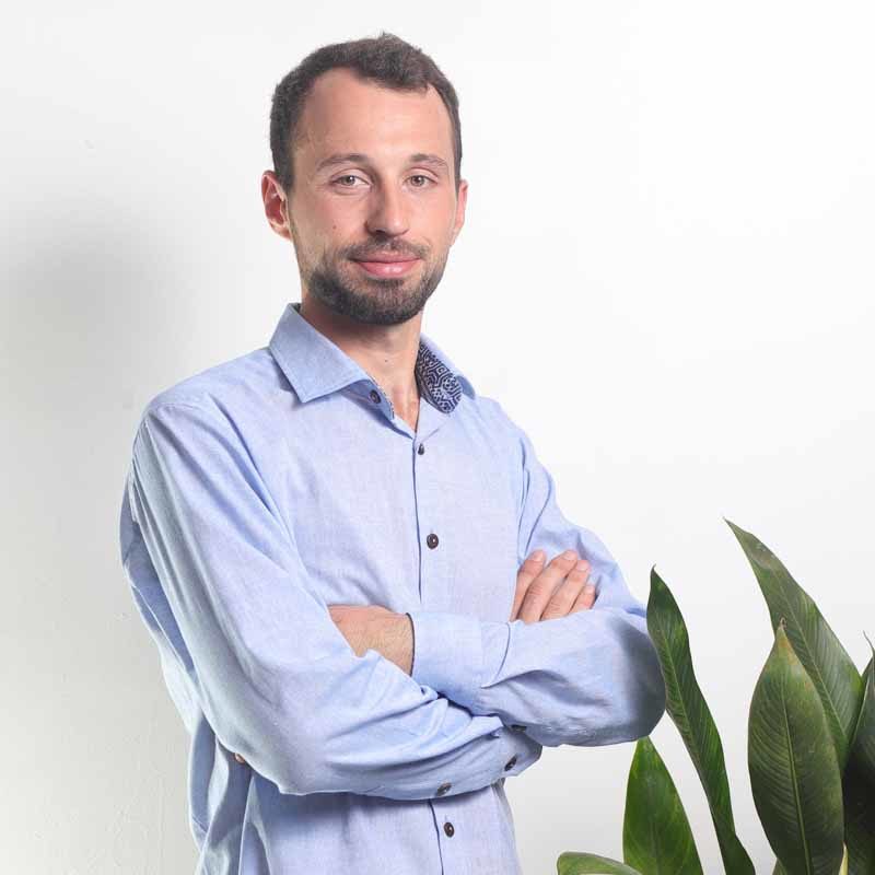 mode ethique homme chemise lin coton batik artisanal bleu