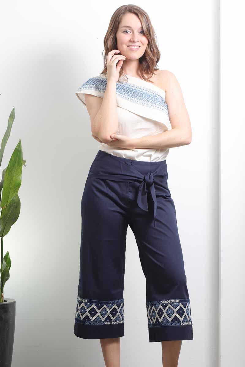 fair trade fashion woman cropped trousers organic organic cotton natural dyeing