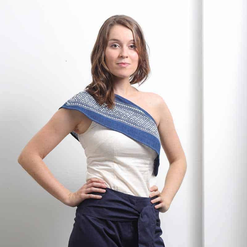 slow fashion femme top asymétrique coton bio teinture naturelle indigo