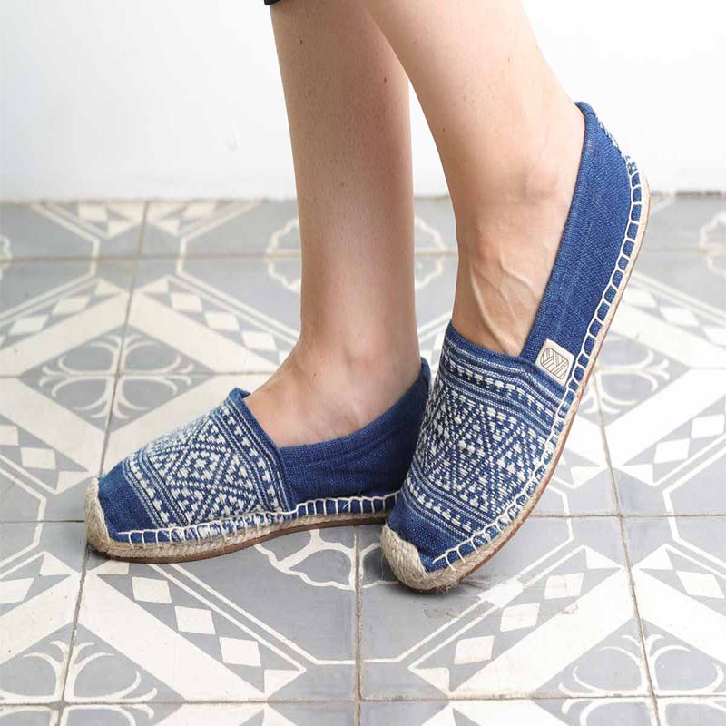 Espadrille équitables mixtes en tissus up-cyclés teinture naturelle couleur indigo