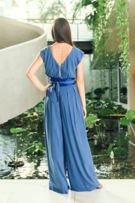 MUUDANA-Responsible eco fashion-Combination Bayon pants-Cotton and silk-Color Blue-Back view - Vertical